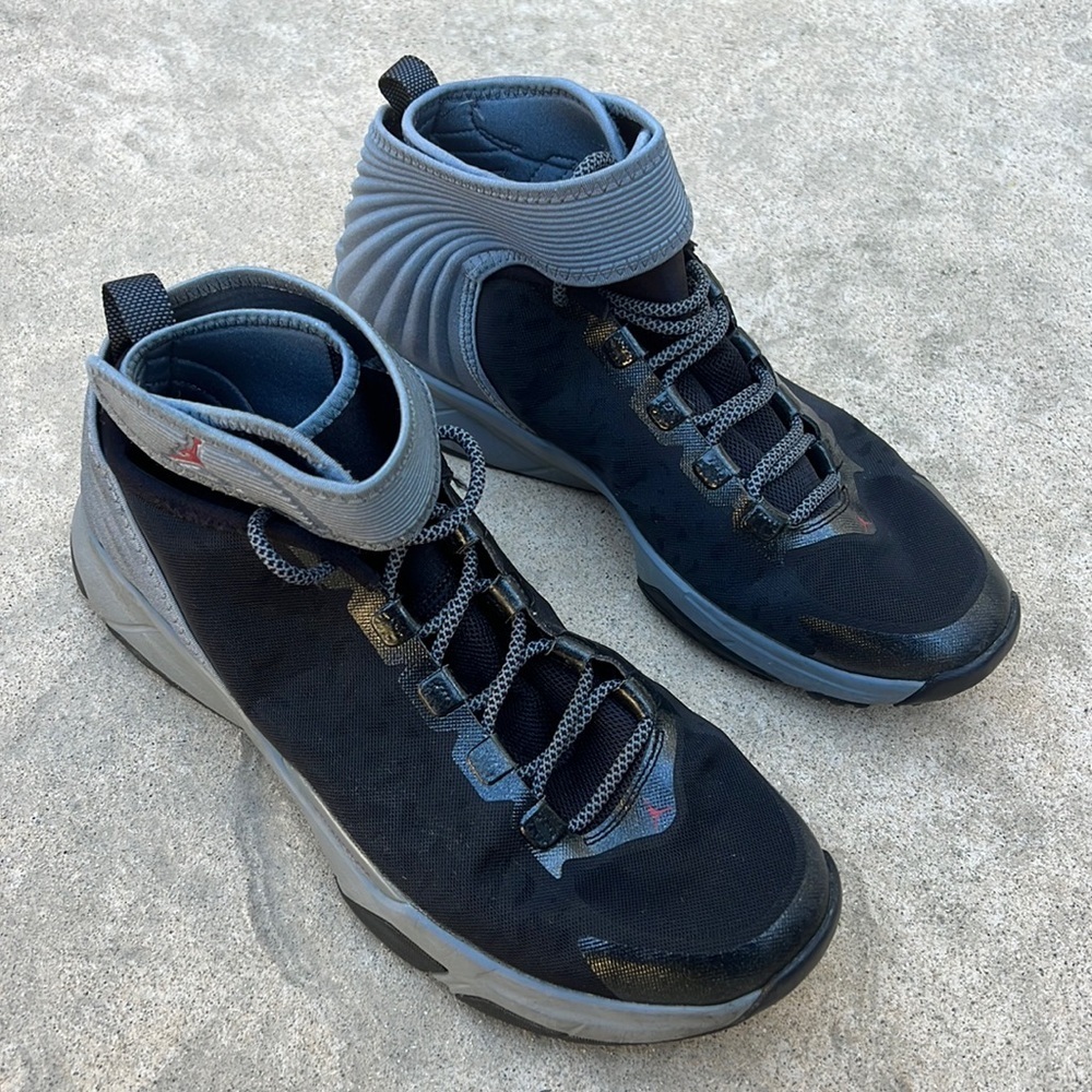 Nike Air Jordan Men's Dominate Pro 2 Sport Black Grey Sneakers Size 10